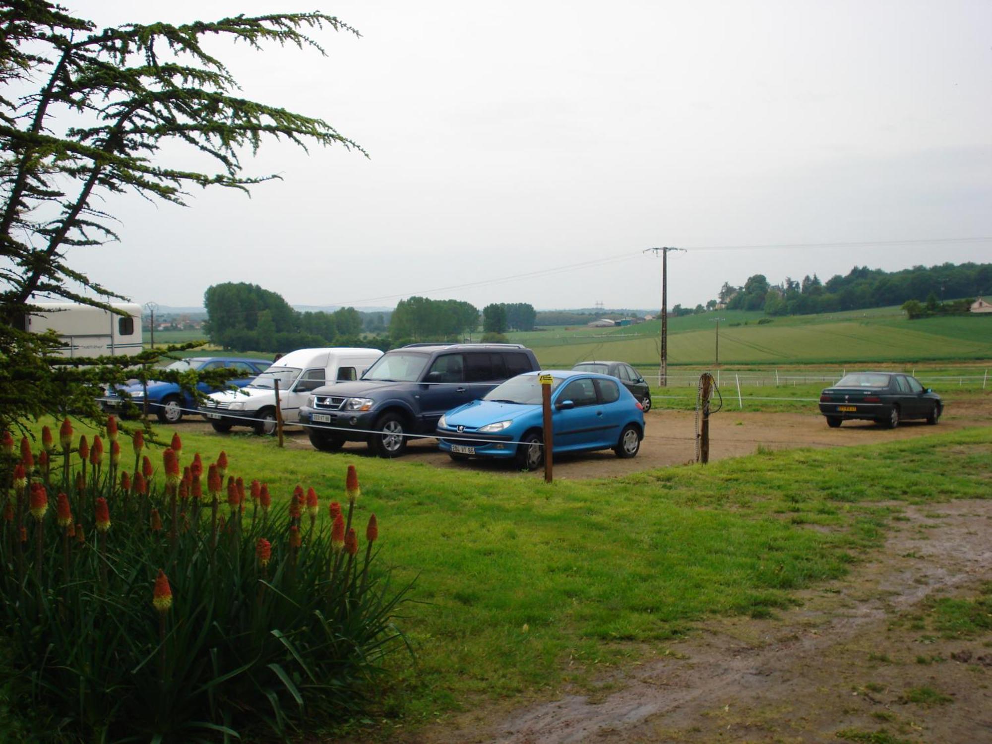 Les Roulottes De Cuzay Villa Roiffé Exterior photo