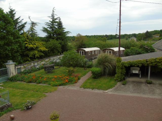 Les Roulottes De Cuzay Villa Roiffé Exterior photo